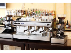 Kaffeemaschine Siebträger Bartscher Coffeeline G3...